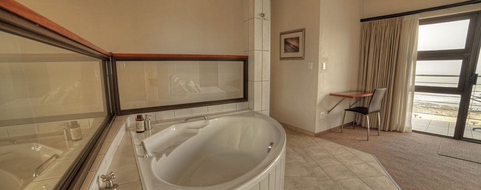 Montrose second floor bathroom