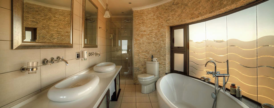 Luxury Double Room Bathroom