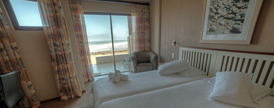 Standard twin room ground floor